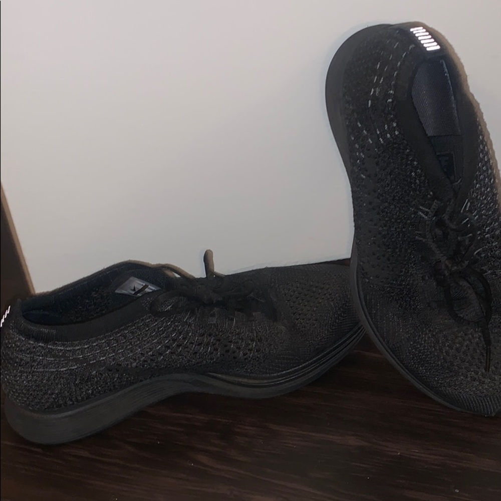 Running shoes